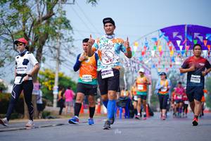 BIB: 
                            <button type="button" onclick="openModal(10097169)" class="btn btn-primary btn-sm float-right btn-popup" data-toggle="modal" data-target=".modal-high-quality">
                        <i class="fas fa-shopping-cart"></i> Add to Cart
                    </button>
                                            <button type="button" onclick="isThisMe(10097169, true)" class="btn btn-success btn-sm float-right btn-popup btn-isme hidden" data-toggle="tooltip" data-placement="bottom" title="นี่คือรูปของคุณใช่ไหม คลิกที่นี่เพื่อเอาเข้าอัลบั้ม">
                        <i class="fas fa-plus"></i> Add to album
                    </button>
                    <button type="button" onclick="isThisMe(10097169, false)" class="btn btn-warning btn-sm float-right btn-popup btn-isnotme hidden">
                        <i class="fas fa-ban"></i> Remove from album
                    </button>